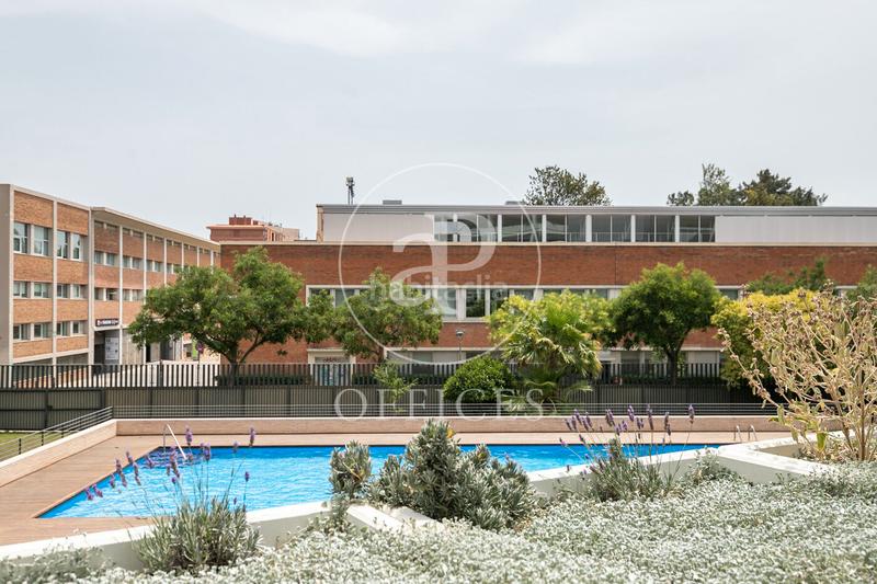 Foto 85ebb564-fa8f-44b1-9dea-24555737002b. Affitto ufficio con riscaldamento in La Marina del Port Barcelona