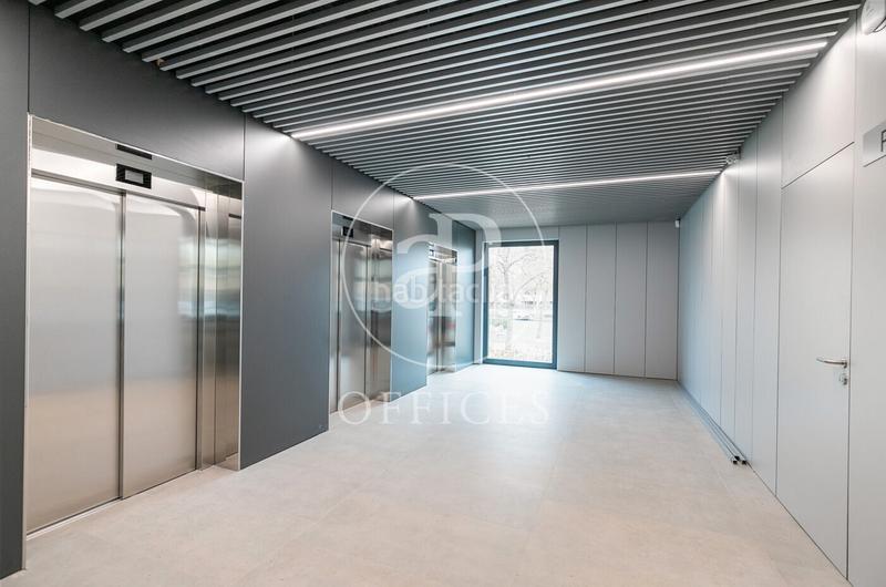 Foto 076091a3-1a7e-4ece-a795-1f1f7b8aca23. Lloguer oficina amb calefacció a La Marina del Port Barcelona