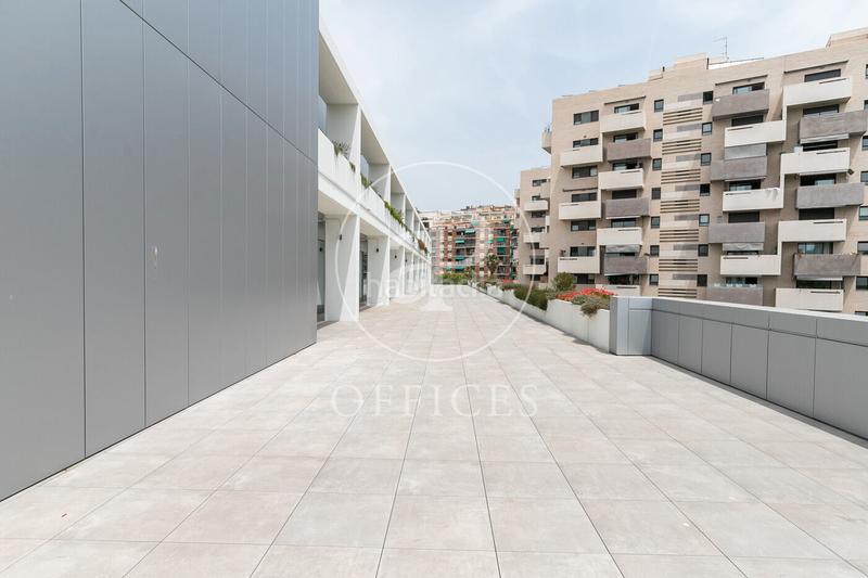 Foto 27f13b92-6e03-4f33-bf23-50f024a8e8c2. Lloguer oficina amb calefacció a La Marina del Port Barcelona