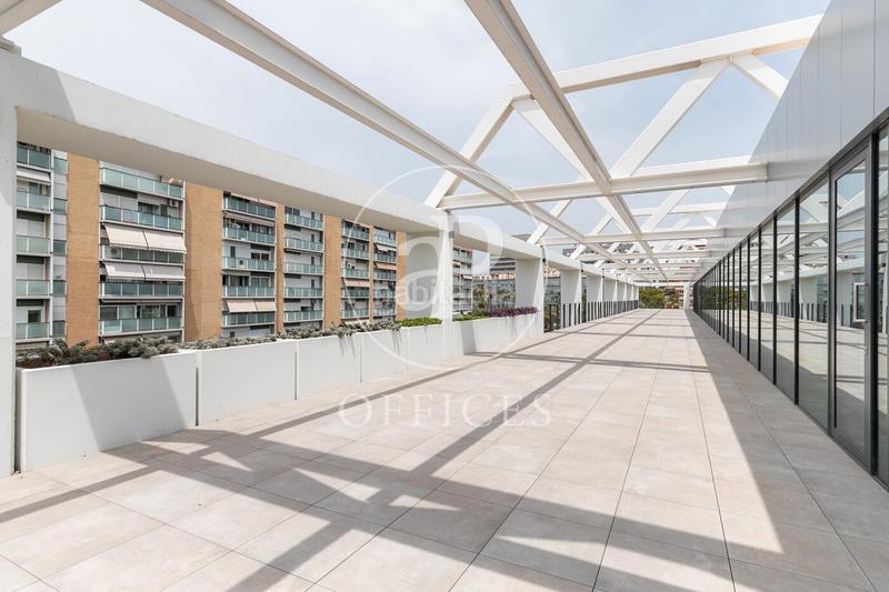 Foto 54397c64-1e5d-49cb-b052-fa9e11a7e8bc. Lloguer oficina amb calefacció a La Marina del Port Barcelona