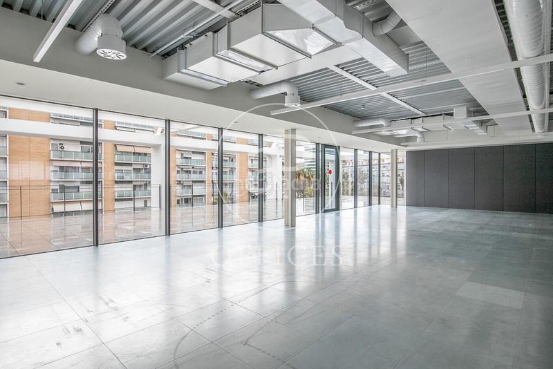 Foto 726995f7-ef77-42f7-8861-b547bf3edf60. Lloguer oficina amb calefacció a La Marina del Port Barcelona