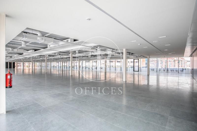 Foto c9d08bf5-161f-411e-8d9c-4bf170506066. Lloguer oficina amb calefacció a La Marina del Port Barcelona