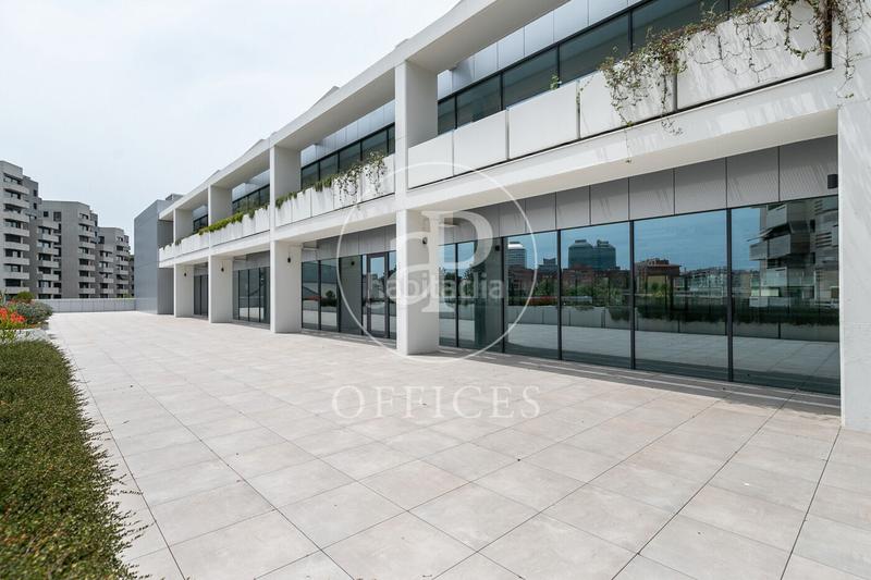 Foto 0eb4aca1-de3c-436f-9dbc-f48433d5e14a. Miete büro mit heizung in La Marina del Port Barcelona