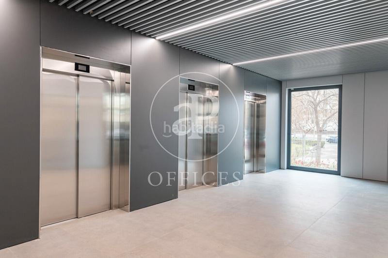 Foto 6a875171-0c0a-46e8-b60c-38d559891a06. Miete büro mit heizung in La Marina del Port Barcelona