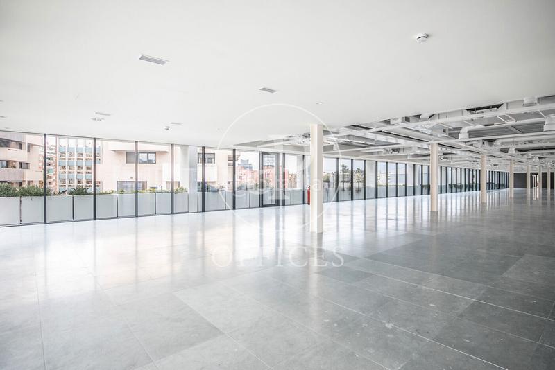 Foto 70ad7bef-fcaa-45f0-a555-42c5fa591dac. Miete büro mit heizung in La Marina del Port Barcelona