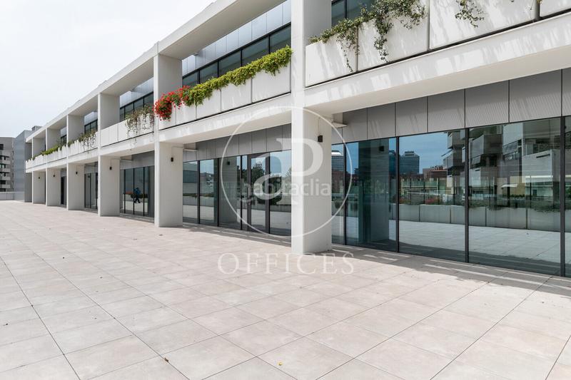 Foto 8b8d56dd-9e2c-4ec0-a87d-9e0a44fc7da2. Miete büro mit heizung in La Marina del Port Barcelona