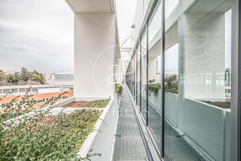 Foto c8238c10-1c3f-4f5a-9ba0-902e12ba794c. Miete büro mit heizung in La Marina del Port Barcelona