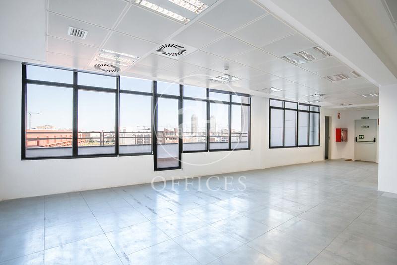 Foto 767943a4-841c-4348-938c-94ff69140250. Rent office space with heating in El Parc i la Llacuna del Poblenou Barcelona