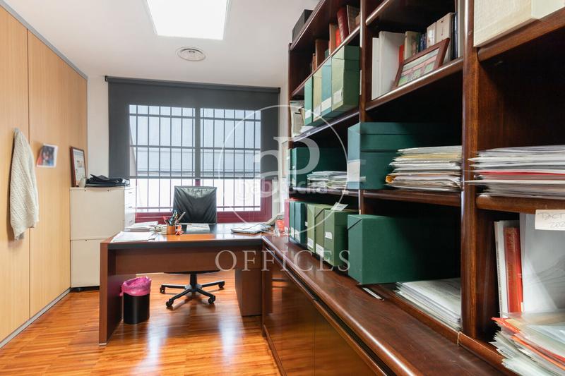 Foto 44a2bf18-5ab9-414f-b3ff-435ee7093a3e. Location bureau dans Barri de les Corts Barcelona