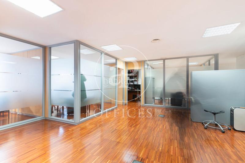 Foto c163561b-92f8-4d4f-8100-65b004b3aff7. Location bureau dans Barri de les Corts Barcelona