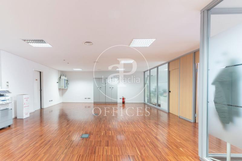 Foto d2551847-fc4a-4d0b-80a0-97421cc3a191. Location bureau dans Barri de les Corts Barcelona