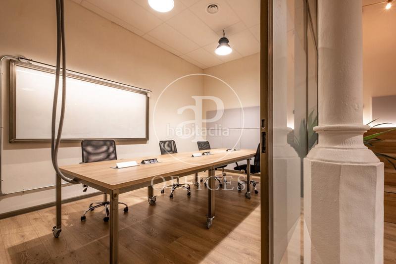 Foto 0f75a57a-36e9-4218-a9f5-959e4c66f4d0. Miete büro mit heizung in Gòtic Barcelona