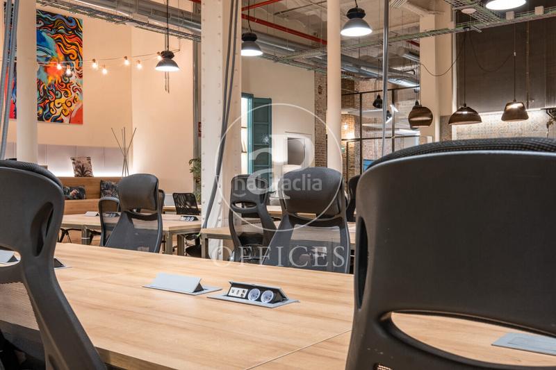 Foto 8af89941-ad42-478d-961c-9dc9379c1ffd. Miete büro mit heizung in Gòtic Barcelona