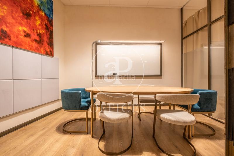 Foto cbb16891-745d-41f6-b8dd-a5a9155d2b72. Rent office space with heating in Gòtic Barcelona