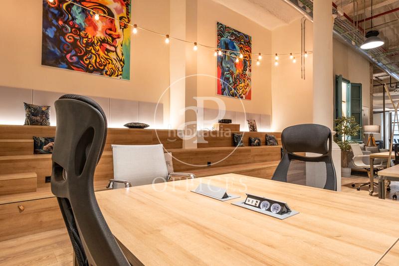 Foto df0eaa3c-ee74-4619-84b6-7ab4348a41b6. Rent office space with heating in Gòtic Barcelona