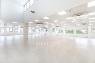 Rent Office space  Pg. de la zona franca. Oficina en alquiler en paseo de zona franca