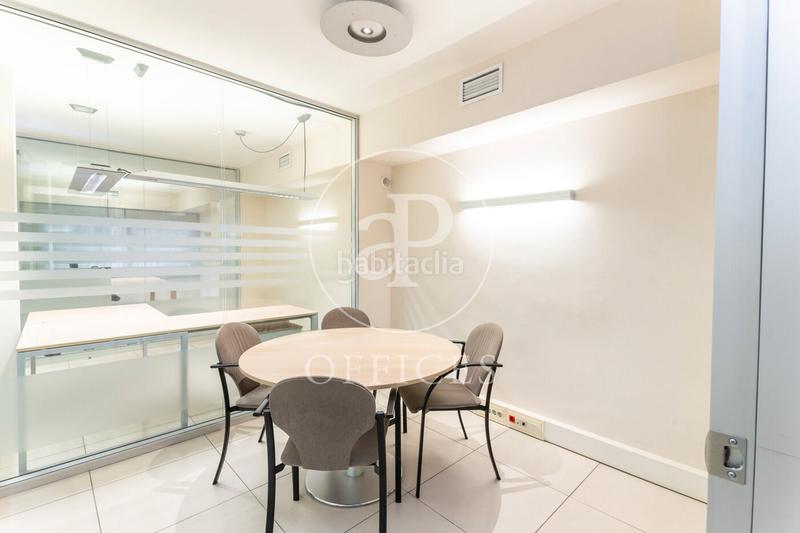 Foto b8a9a37b-afbf-4f9a-ab67-2ad6be91b947. Office space with heating in Barri de les Corts Barcelona