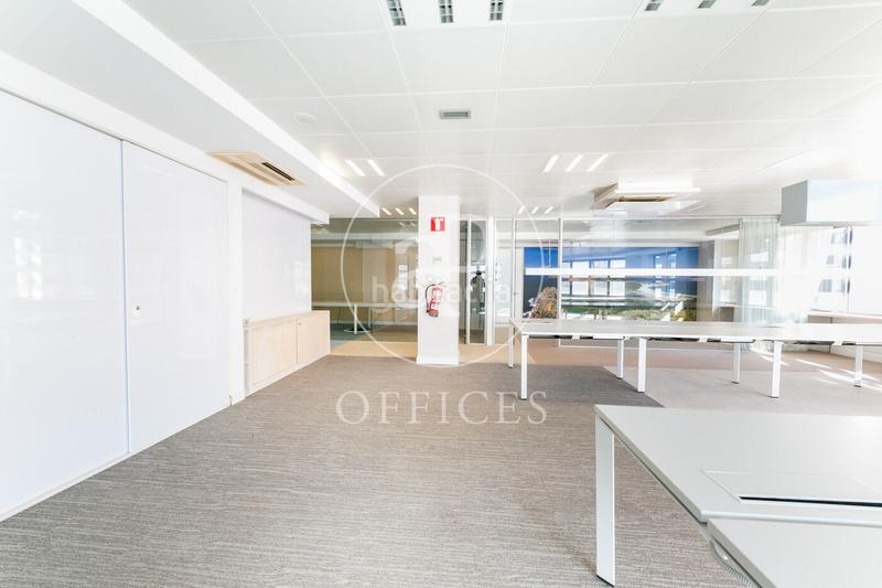 Foto 67c11f77-66a7-4be9-95da-c5cfb08be60b. Miete büro mit heizung in Dreta de l´Eixample Barcelona