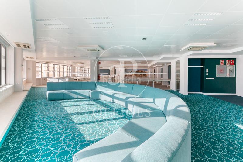 Foto 11fac63a-54c3-4e61-a365-4eb0f00ceed1. Rent office space with heating in Dreta de l´Eixample Barcelona