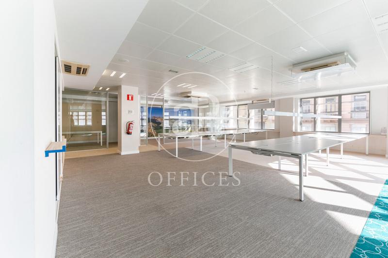 Foto e3252cf3-9f3b-4ba1-a450-6f6b024255c0. Rent office space with heating in Dreta de l´Eixample Barcelona