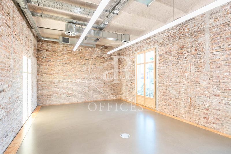 Foto 0d957044-b8f0-4160-af82-bf2bbdb19022. Rent office space with heating in Gòtic Barcelona
