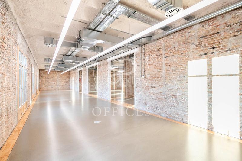 Foto 1cd37e08-3480-4ffd-891a-5d035f198231. Rent office space with heating in Gòtic Barcelona