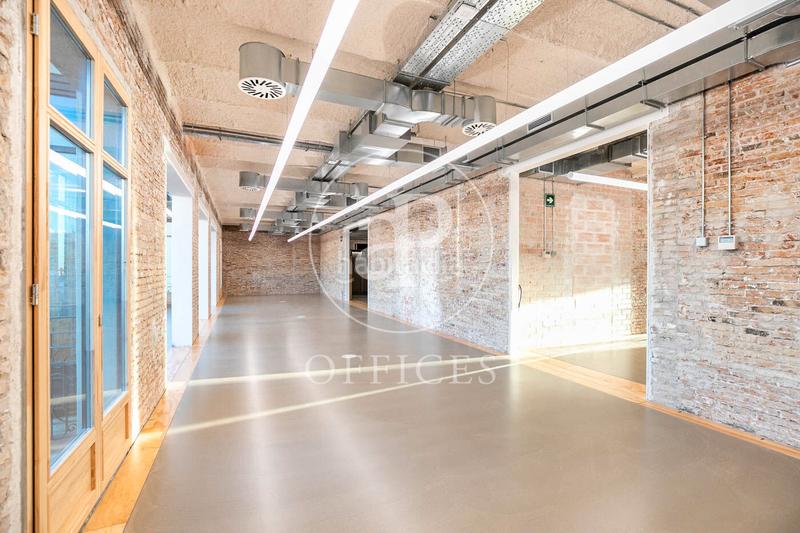 Foto 9b0593e2-9cbf-4c03-b5d3-1ffbdc57b338. Rent office space with heating in Gòtic Barcelona