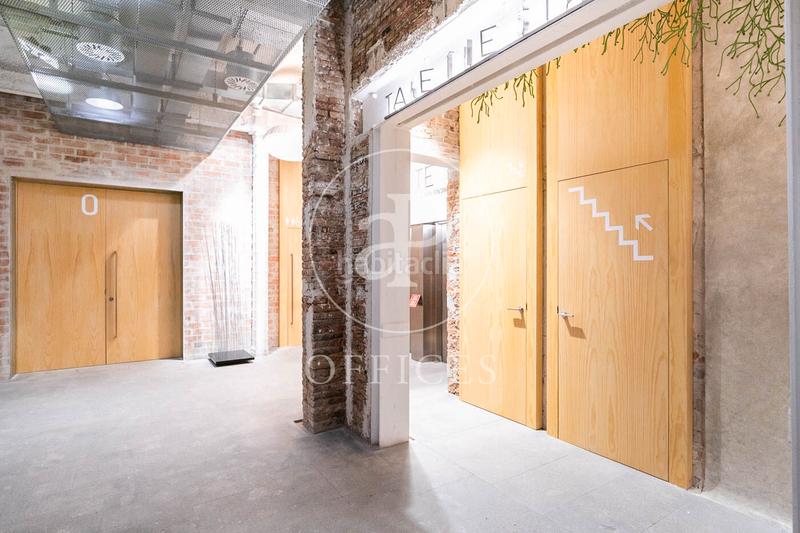 Foto cbe9f6d4-027d-439e-841d-b9dd552f18a7. Rent office space with heating in Gòtic Barcelona