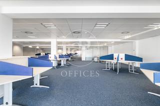 Rent Office space  C/ de sancho de ávila. Oficina en alquiler amueblada en marina en 22