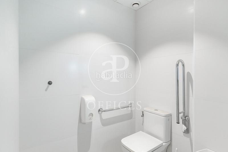 Foto ede82ff5-ea2e-4c18-ac9f-14e3cfc6ea11. Rent office space with heating in El Parc i la Llacuna del Poblenou Barcelona