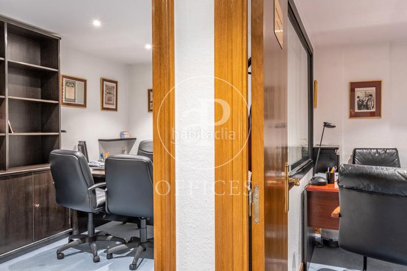 Foto 2c044d6c-fcae-43df-b951-136cf8ff9935. Büro mit heizung in Dreta de l´Eixample Barcelona