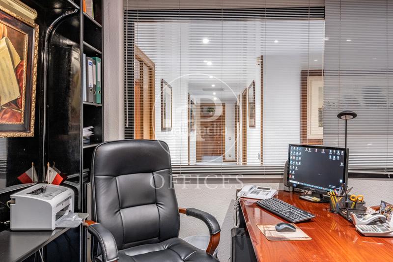 Foto 768d72cb-54b2-4aeb-98d7-2a01592df379. Büro mit heizung in Dreta de l´Eixample Barcelona