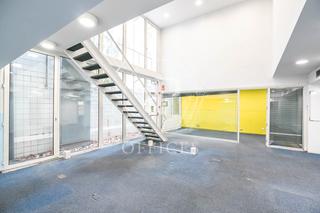 Oficina  C/ d'amigó. Oficinalocal educacional en venta en zona alta de barcelona