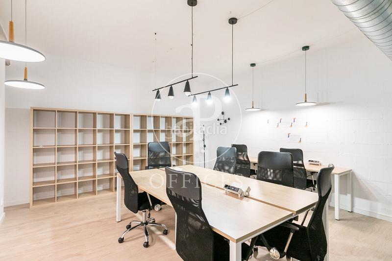 Foto 75042448-f9b2-4441-a3df-93e25c39aa22. Miete büro mit heizung in La Vila Olímpica del Poblenou Barcelona