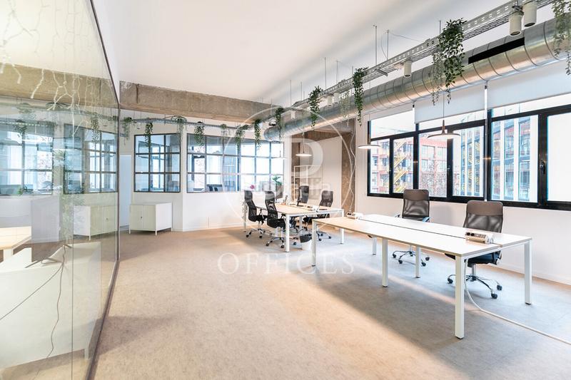 Foto c5b7e4f0-6364-40dc-90f7-09d6adf51ddf. Rent office space with heating in La Vila Olímpica del Poblenou Barcelona