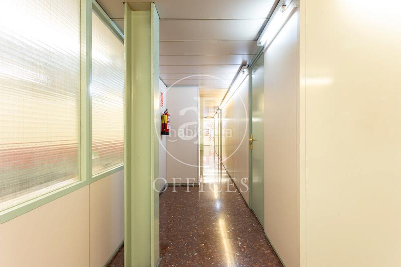 Foto c4eb0c20-75eb-49ce-a658-b29d272ff6e1. Alquiler oficina  en alquiler en calle aragón, eixample esquerra en Barcelona