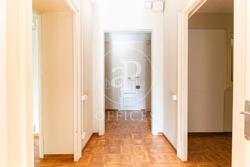 Foto 3b2506b2-4e64-4d22-92b6-b27c2170e31e. Rent office space with heating in Dreta de l´Eixample Barcelona