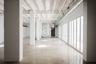 Ufficio  Carrer de pamplona. Oficina en venta en calle pamplona