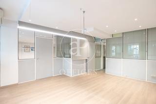 Location Bureau  Carrer de galileu. Oficina en alquiler en les corts