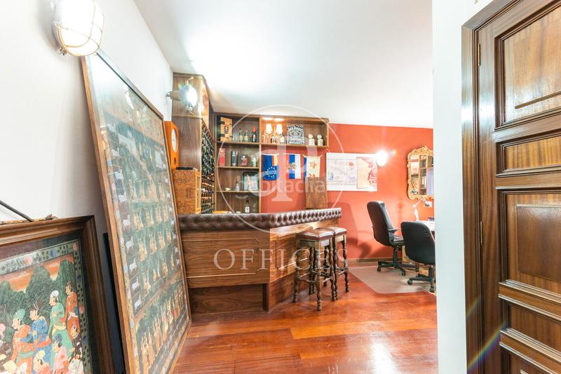 Foto 3dc6f888-272e-435d-8c63-47a10572350c. Office space in Barri de les Corts Barcelona