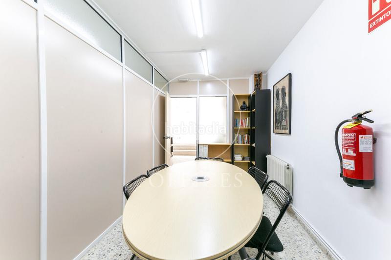 Foto 0c632984-8720-4a98-b3ba-7bae4bd08086. Miete büro in Hostafrancs Barcelona