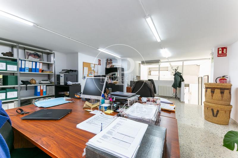 Foto cf090e73-60fb-4ef3-afcd-a17cb19b3195. Miete büro in Hostafrancs Barcelona