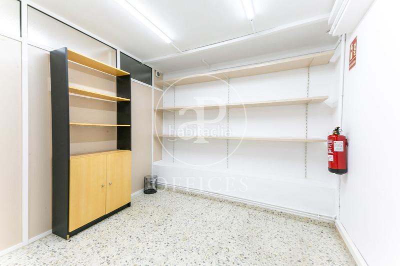 Foto ed68bb9c-2865-4c4c-a47f-d78c55299694. Miete büro in Hostafrancs Barcelona
