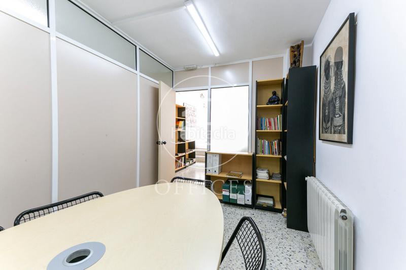 Foto f1544261-eb81-4cce-baaf-a43ae3d85b2a. Rent office space in Hostafrancs Barcelona