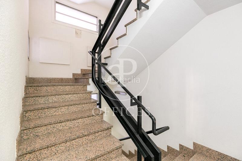 Foto 1a80c041-f35a-40b7-b5f5-05e062840cc6. Miete büro in L´Antiga Esquerra de l´Eixample Barcelona