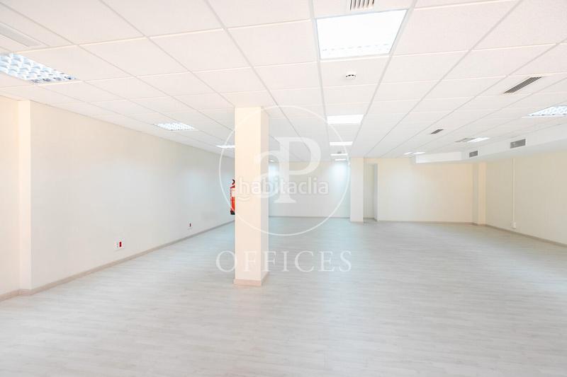 Foto 4e8b9389-d192-48a4-b015-1c49e04834fc. Miete büro in L´Antiga Esquerra de l´Eixample Barcelona