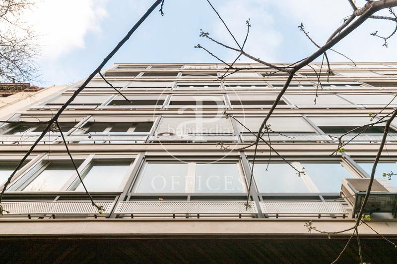 Foto 1d0b70ba-aef3-400e-be77-607b4bab3336. Oficina  en venta en calle villarroel en L´Antiga Esquerra de l´Eixample Barcelona