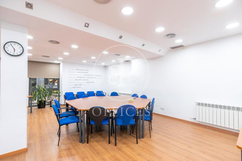 Foto 8c63cf32-f536-4872-a0da-329f22b67991. Oficina  en venta en calle villarroel en L´Antiga Esquerra de l´Eixample Barcelona