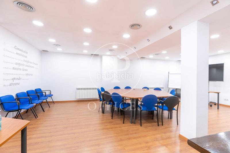 Foto d15c80a3-d84a-4646-b091-5cc6a40ad6b0. Oficina  en venta en calle villarroel en L´Antiga Esquerra de l´Eixample Barcelona