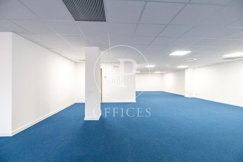 Foto b698de51-48f5-4092-82ff-829b9903dfda. Oficina amb calefacció a Sant Gervasi - Galvany Barcelona